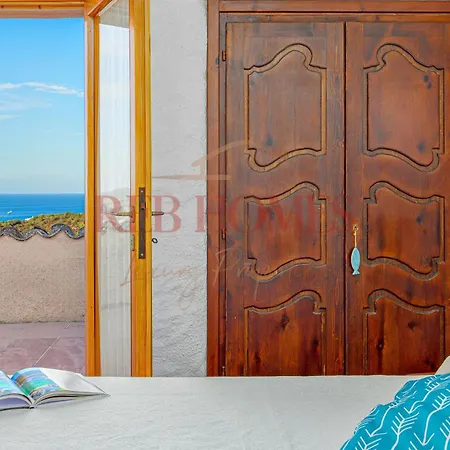 Domus De Pedra 빌라 마리나디포르티쏘
